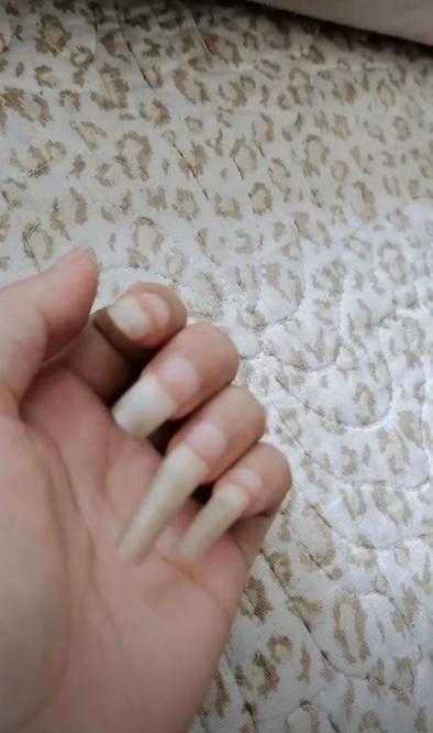 指甲最长的女明星,她以独特魅力征服众人