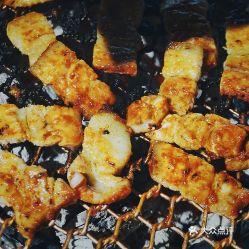 乐山通江网红烤肉店,火辣滋味，人气爆棚的美食新地标