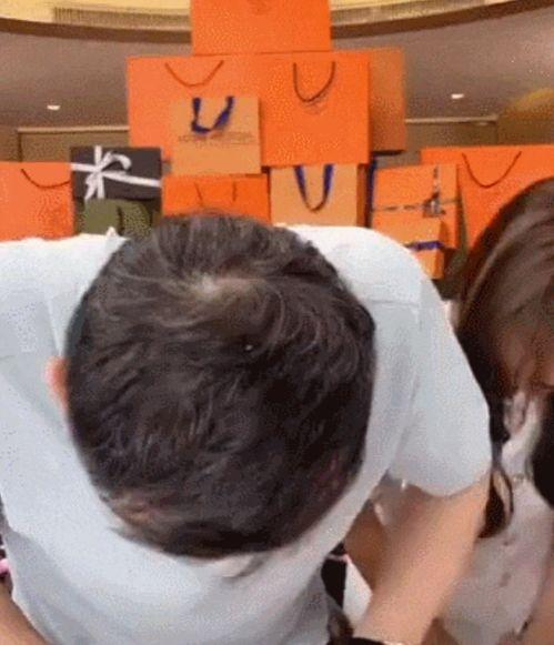 小网红拍戏被骂哭,网友热议演技与争议